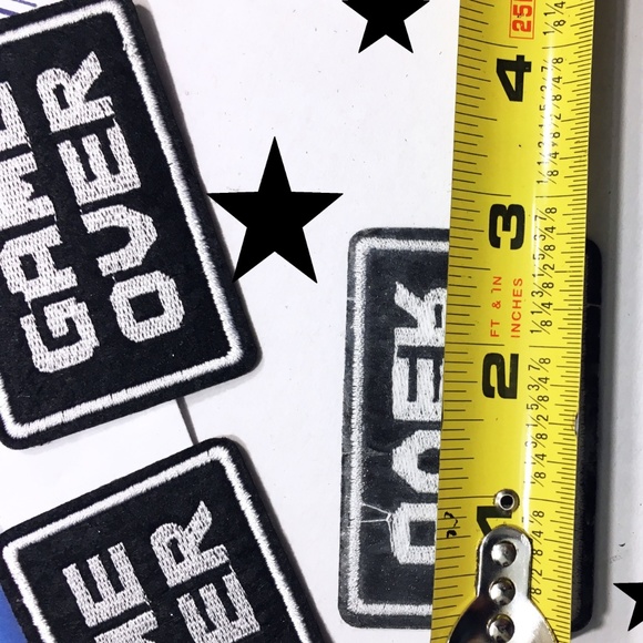 NEW GAMER PATCHES “GAME OVER” EASY IRON ON BADGES - Picture 1 of 3